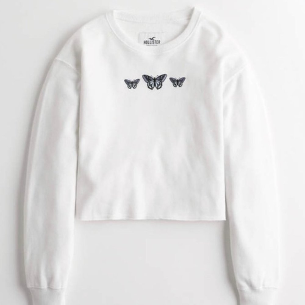 🍓 Hollister Cropped Sweater Top Embroidered Butterfly Large